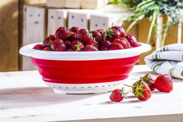 Czy silikon to plastik? Odkryj kluczowe różnice i właściwości Czy silikon to plastik? Odkryj kluczowe różnice i właściwości